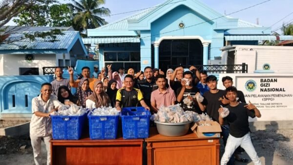 SPPG Pekan Tanjung Beringin Hadir di Tengah Masyarakat, 500 Takjil Dibagikan Gratis