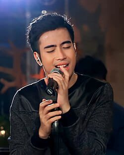 Kabar Duka : Musisi Vidi Aldiano meninggal dunia